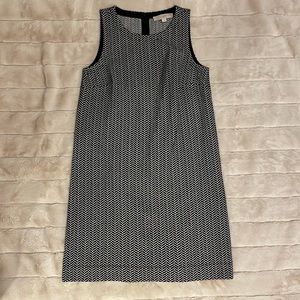 Black and white knit shift dress Loft size S